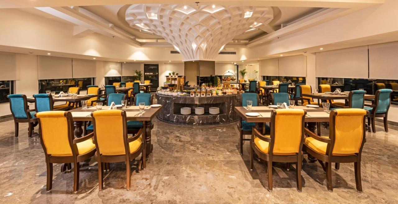 Resort Lemon Tree Premier,
