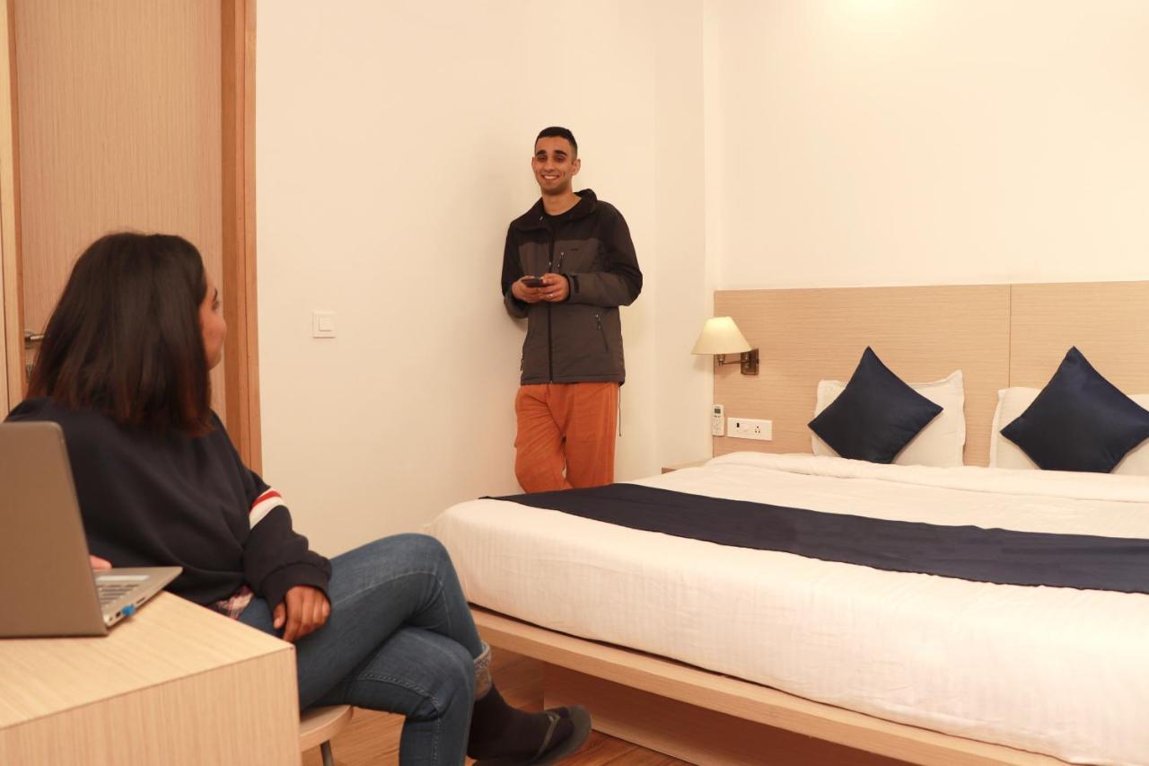 The Blue Jay - Dorms & * Rishikesh