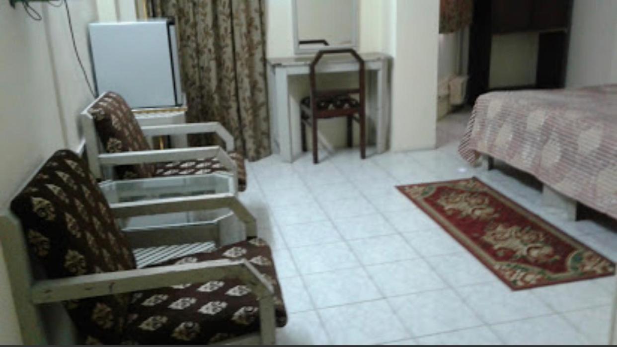 Baseraa Hotel