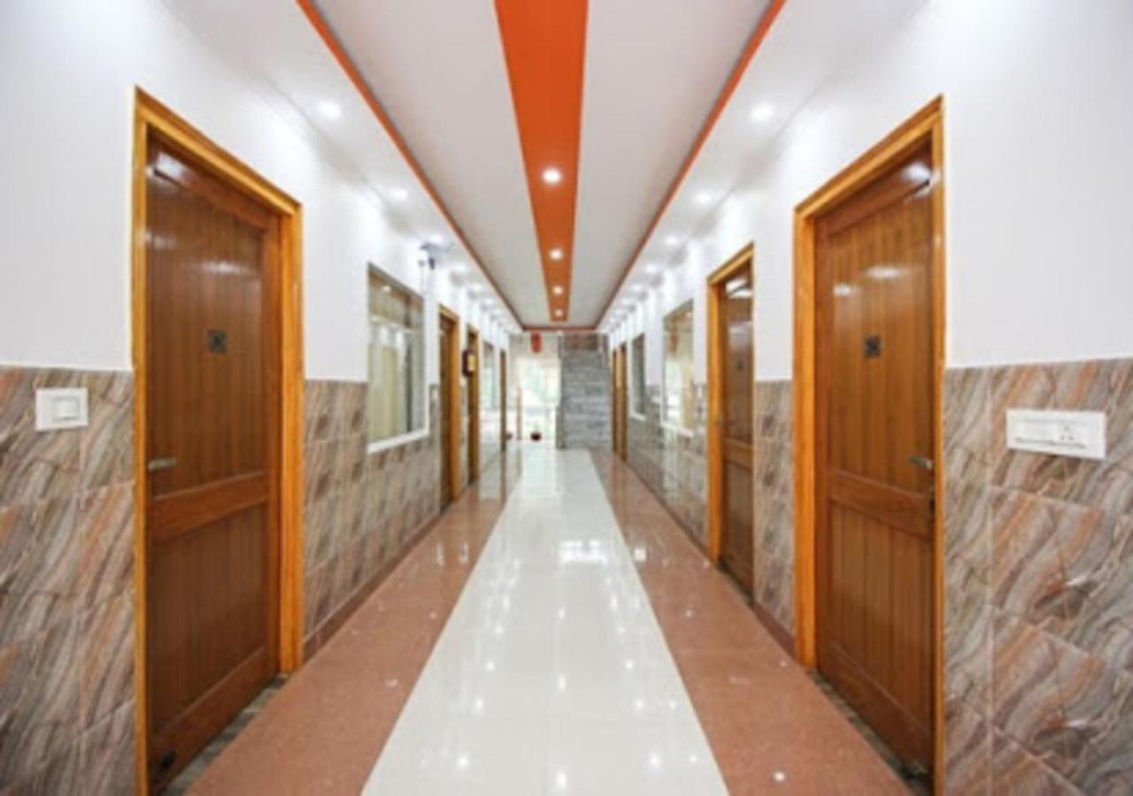 Hotel The Lily Rishikesh