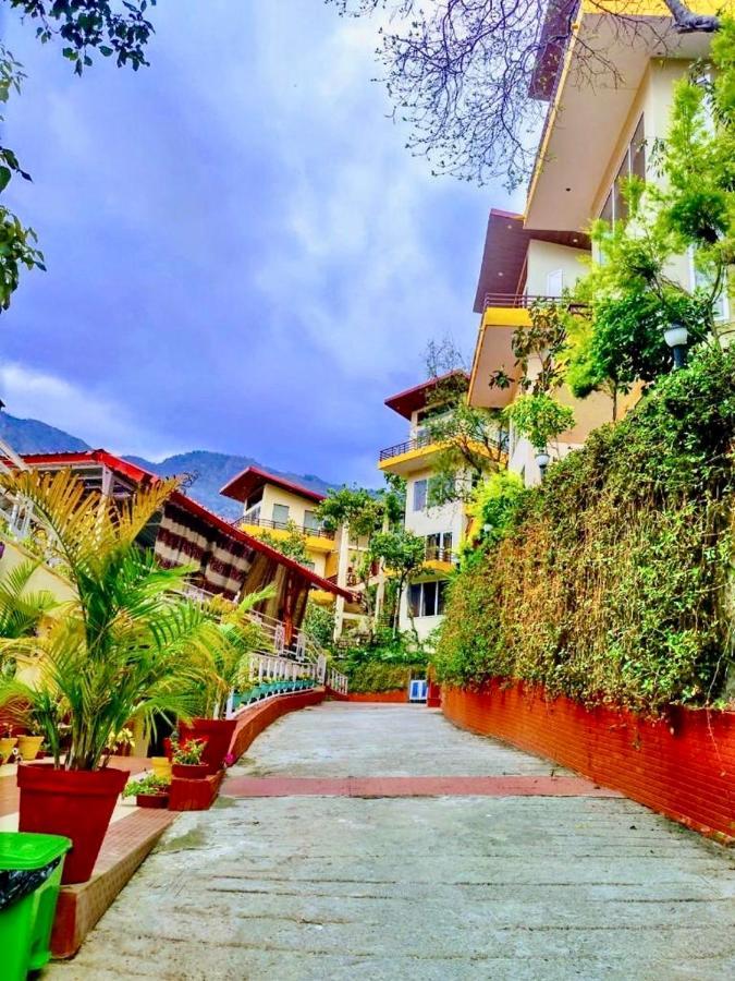 Veda5 Ayurveda & Yoga Retreat Rishikesh