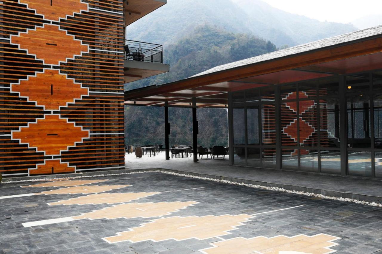Resort Taj & Uttarakhand Rishikesh
