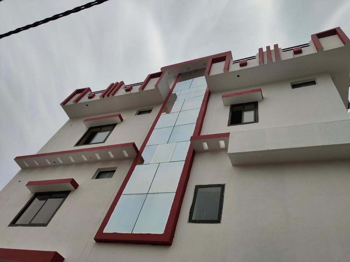 Yog Nagri Hotel Rishikesh