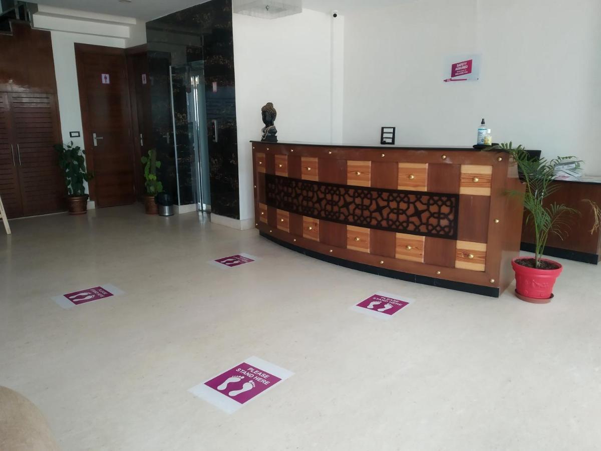 Hotel Regenta On The Ganges 4*