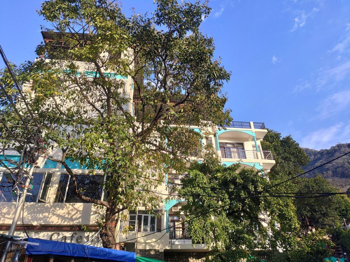 Zostel Rishikesh, Laxman Jhula *